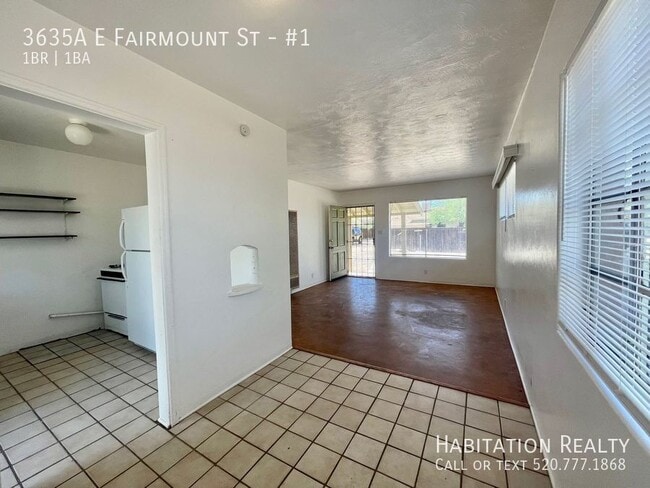 Building Photo - 3635A E Fairmount St