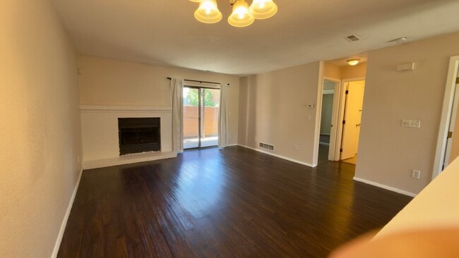 Building Photo - 2225 S Buckley Rd