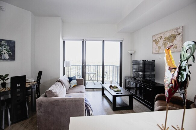 Foto del edificio - 6803 Staffordshire Crescent