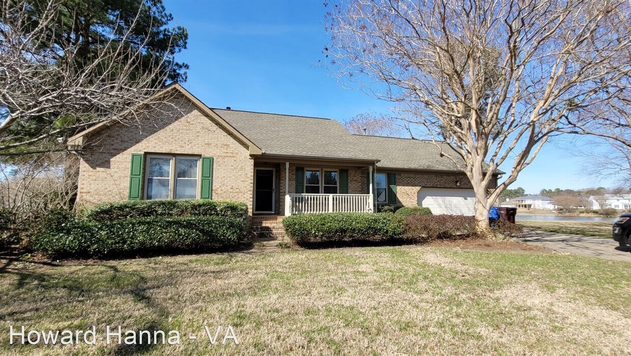 4 br, 2.5 bath House 1205 Copper Stone C... House for Rent in