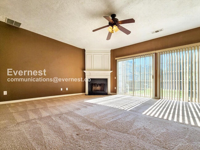 Building Photo - 2521 Heyoak Ct