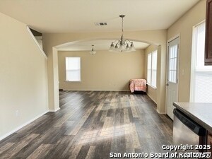 Building Photo - 5702 Canterbury Run