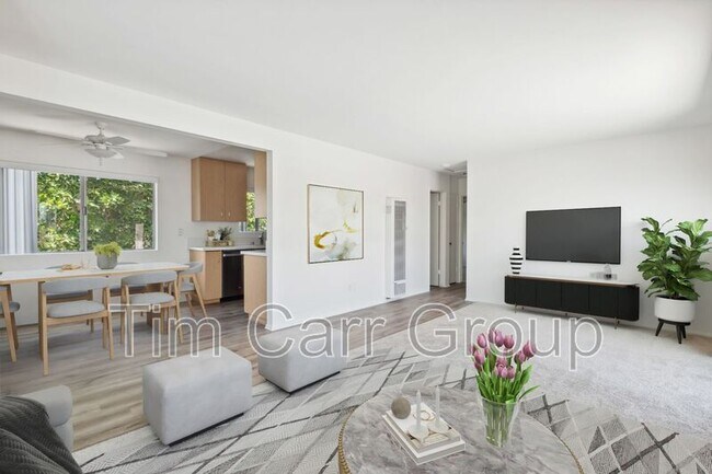 Foto del edificio - 375 Woodland Pl