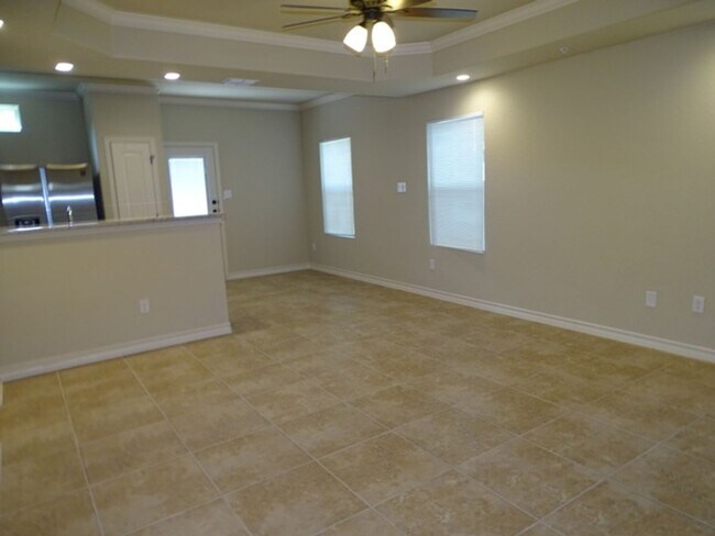 Building Photo - 6414 Luglio Lane #101, San Antonio, TX. 78244