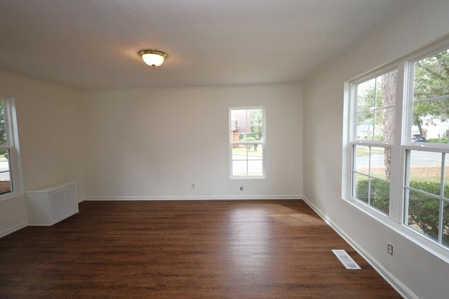Foto del edificio - 1701 N Lee St