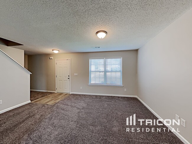 Building Photo - 1115 St Phillips Ct