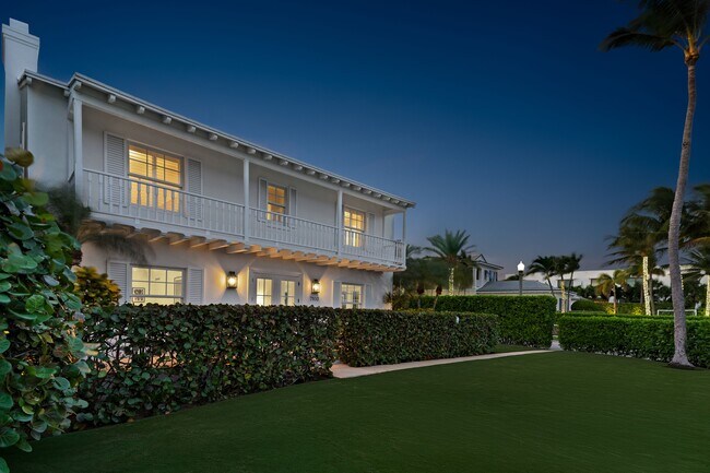Building Photo - 7103 S Flagler Dr
