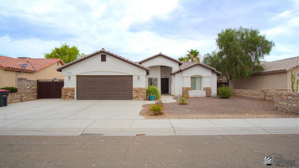 Foto principal - 10194 E 37th Pl