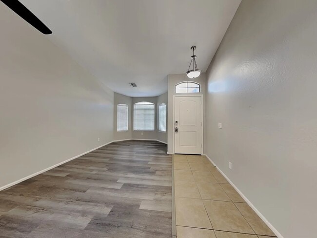 Photo - 7261 W Glenn Dr House