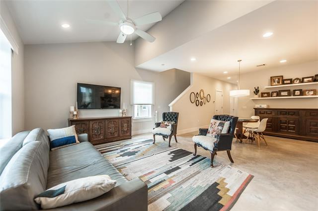 Foto del edificio - 971 Bassett Pl