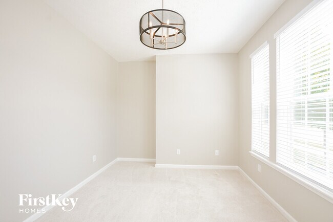 Building Photo - 17389 Dallington St