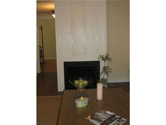Foto del edificio - 1 Bedroom Condo in the Heart of Austin