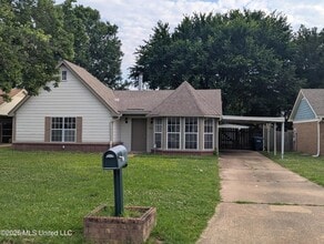 Building Photo - 2922 Waverly Dr