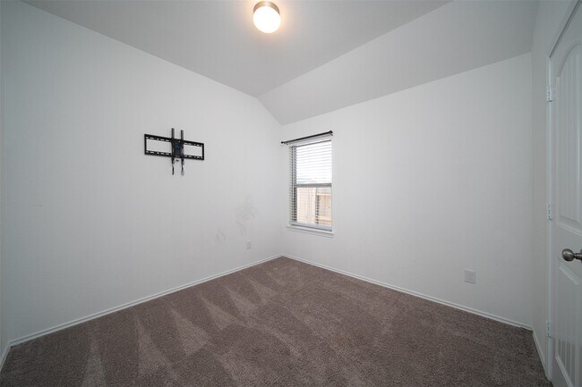 Foto del edificio - 18450 White Stallion Ln
