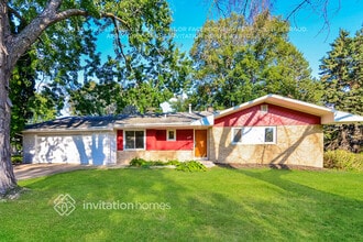 Building Photo - 2300 Winfield Ave