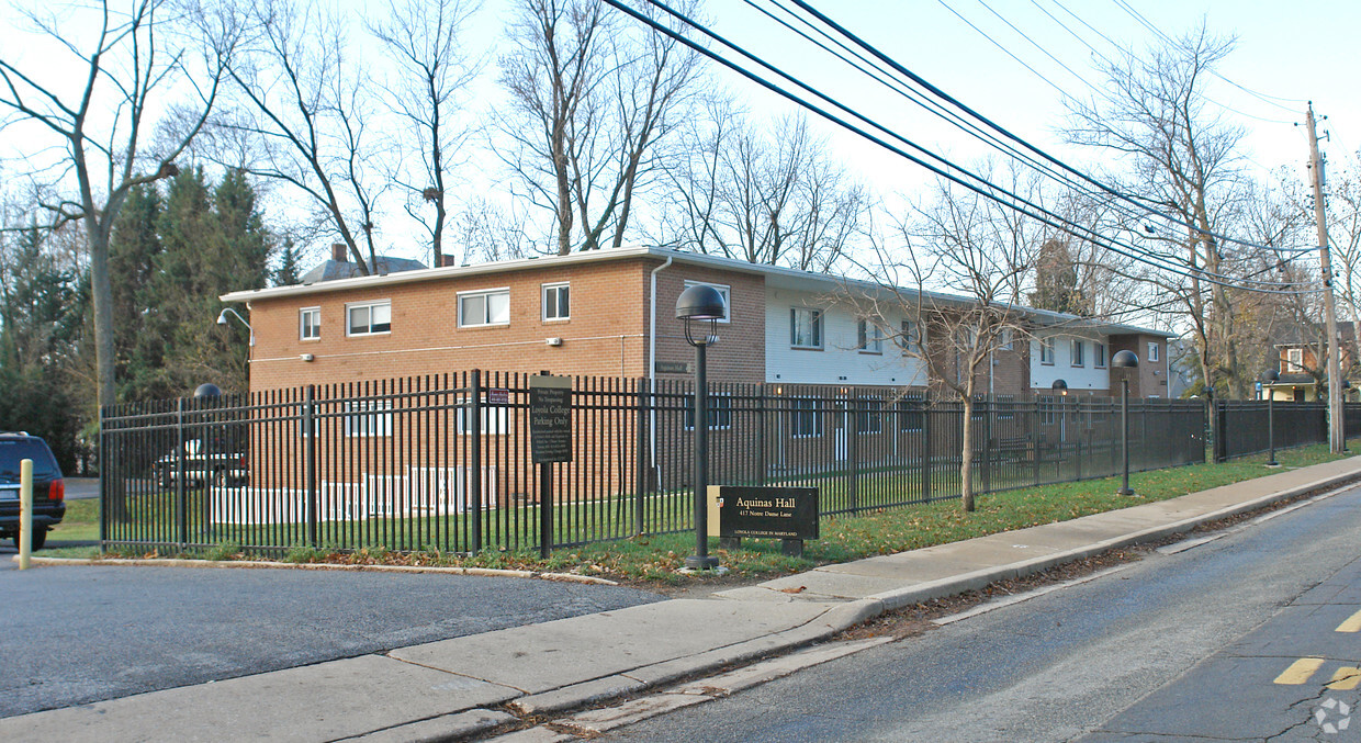 Primary Photo - Aquinas Hall