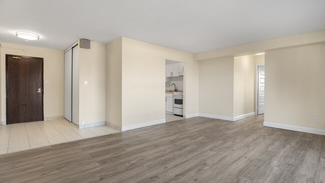 Building Photo - Ouellette Tower Apartments