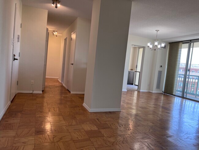 Building Photo - 501 Slaters Ln