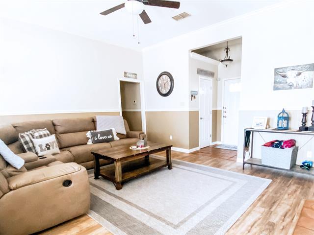 Foto del edificio - 813 Irene St