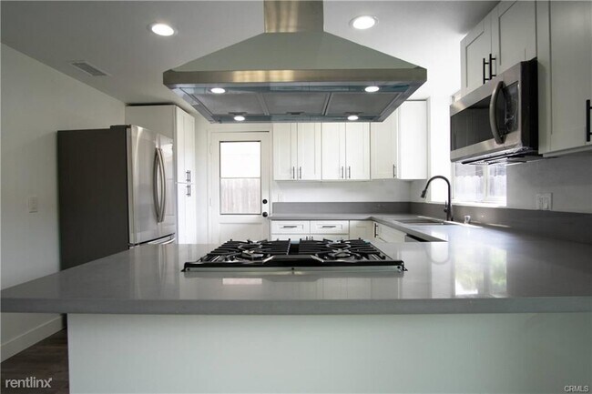 Foto del edificio - 3 br, 2 bath House - 15856 Silvergrove Dr