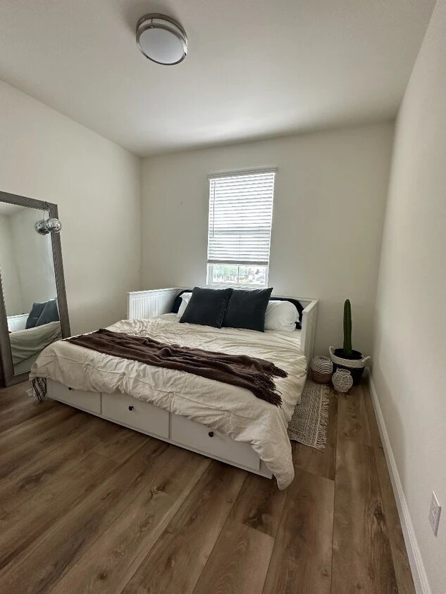 30321 Town Square Dr Unit NA, Menifee, CA 92584 Condo for Rent in Menifee, CA