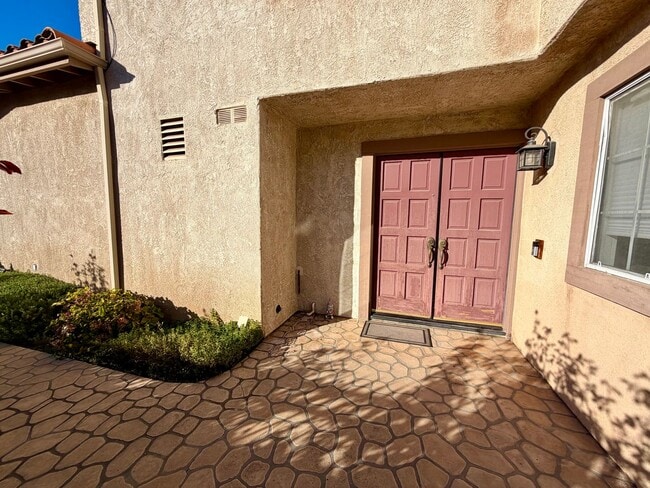 Foto del edificio - Beautifully updated 3 bedroom 2.5 bath home in Agoura Hills