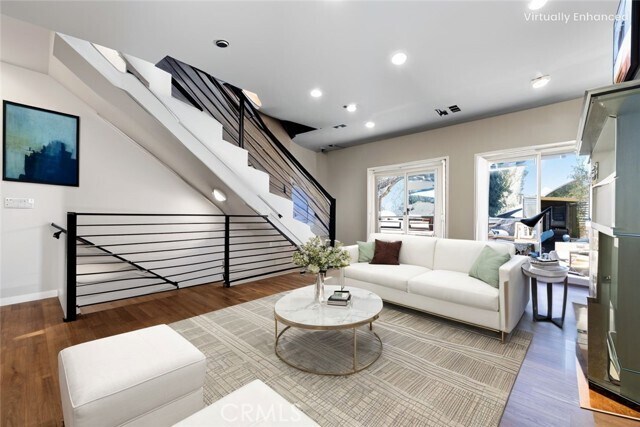 Foto del edificio - 1857 Crenshaw Blvd