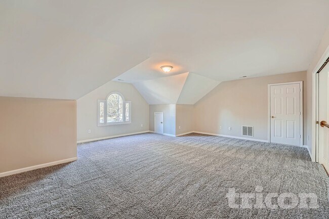 Building Photo - 2784 Lost Lakes Dr
