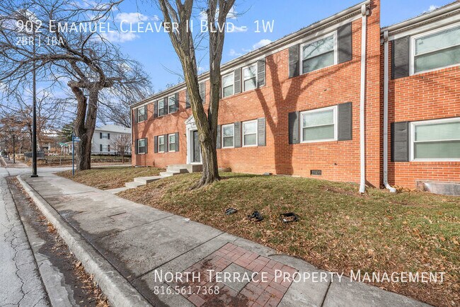 Foto del edificio - Remodeled 2BR 1B Near The Plaza with W/D