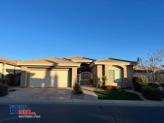 Building Photo - Fully Furnished Home