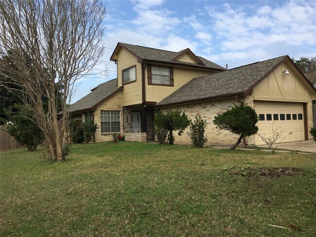 Foto del edificio - 8014 Crestwick Dr