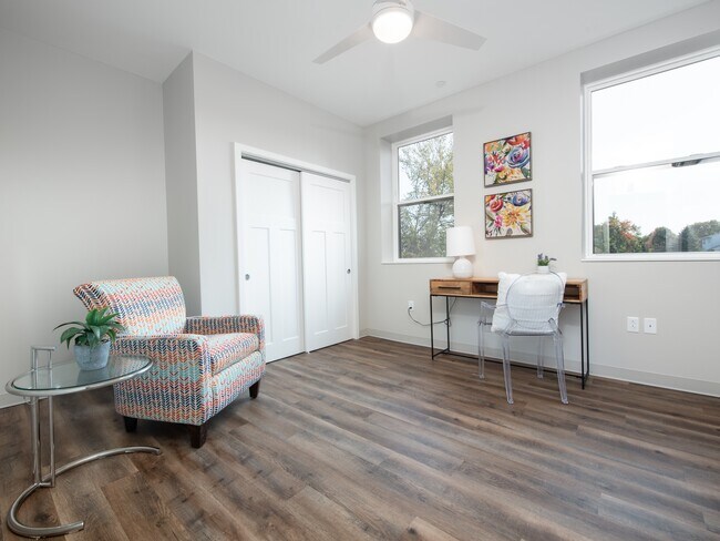 Photo - 170 Ridge Rd Townhome