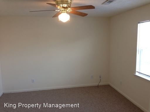 Foto del edificio - 1716 Hillyer Robinson Industrial Pkwy