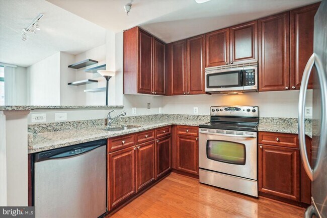 Foto del edificio - 11700 Old Georgetown Rd