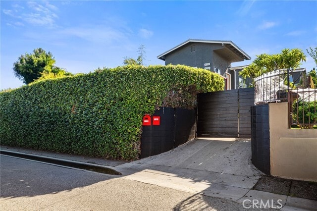 Foto principal - 3732 Dwiggins St