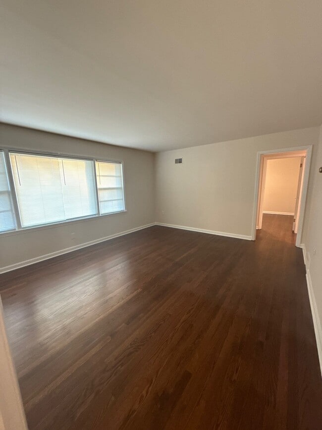 Foto del edificio - 35 Wiley Dr