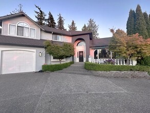 Building Photo - 530 N Waugh Rd