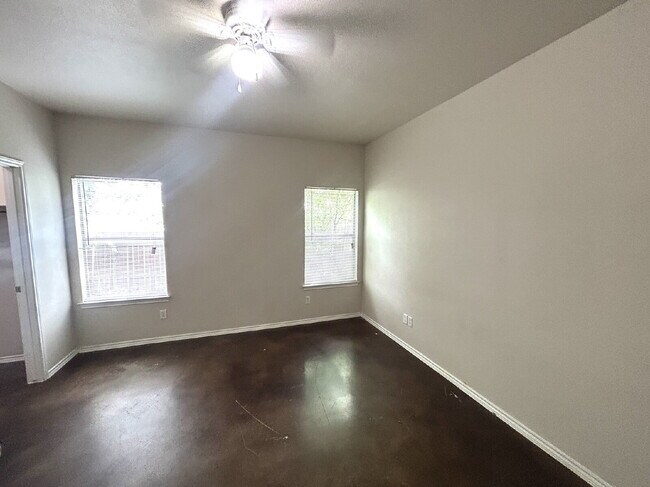 Foto del edificio - 3/2 Home with a Yard and Central AC