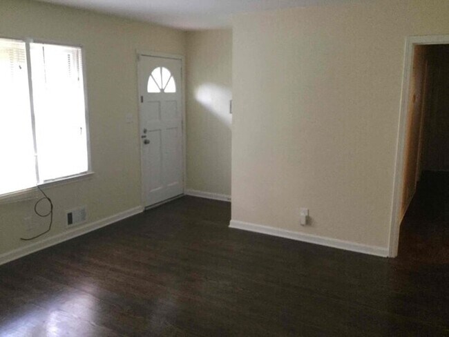Building Photo - 1339 Alverado Way