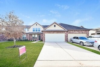 Building Photo - 12438 Gemma Ln