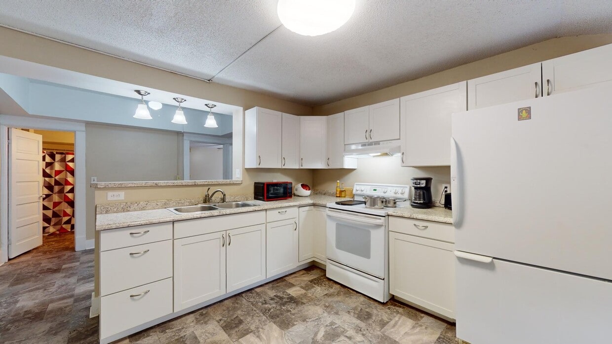Kitchen - 3014 West St