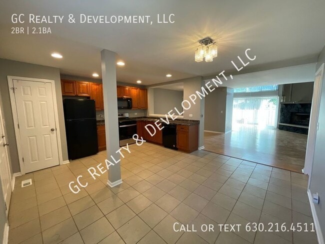 Building Photo - ***DEL LAGO SUBDIVISION / 2 BDRM + LOFT / ...