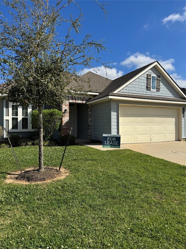 Building Photo - 1042 Tomball Downs Dr