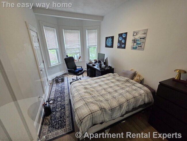 Photo - 254 Windsor St Apartment