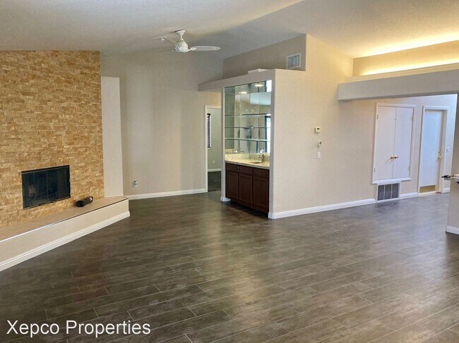 Building Photo - 3 br, 3 bath House - 53885 Avenida Mendoza