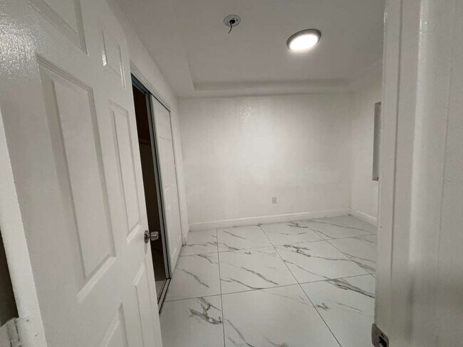 Foto del edificio - 431 N East Ave