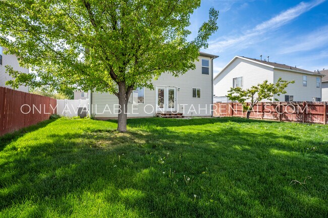 Building Photo - 215 S 1050 W