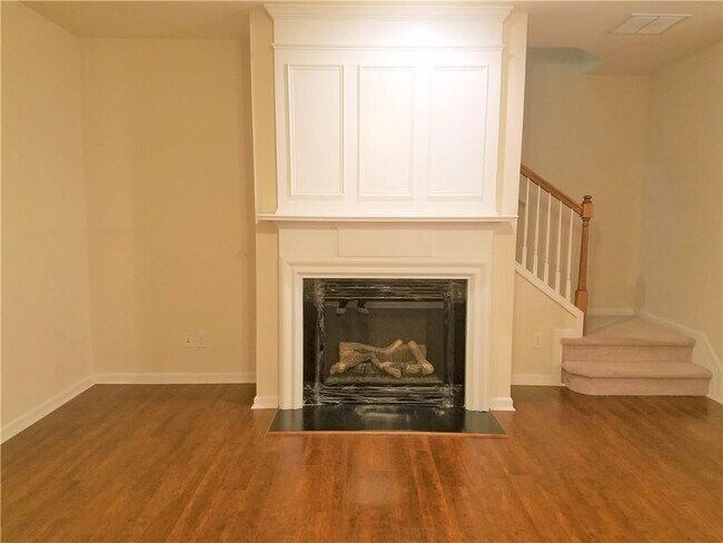Foto del edificio - 3645 Postwaite Cir NW