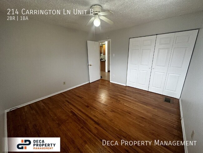 Foto del edificio - 214 Carrington Ln