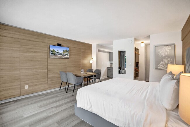 Foto del edificio - 3621 N Ocean Blvd